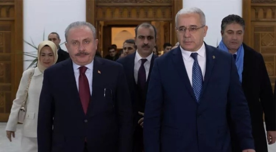 TBMM Başkanı Şentop Cezayir'e gitti