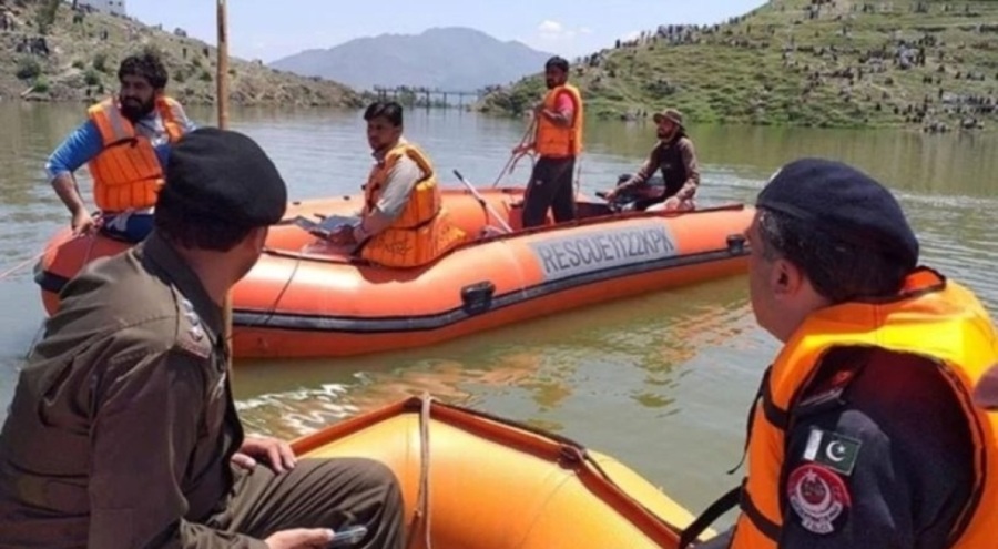 Pakistan'da 10 çocuk boğularak hayatını kaybetti