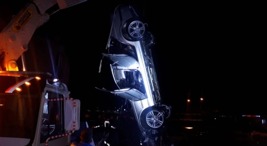 Muğla'da araç dereye düştü: 2 ölü