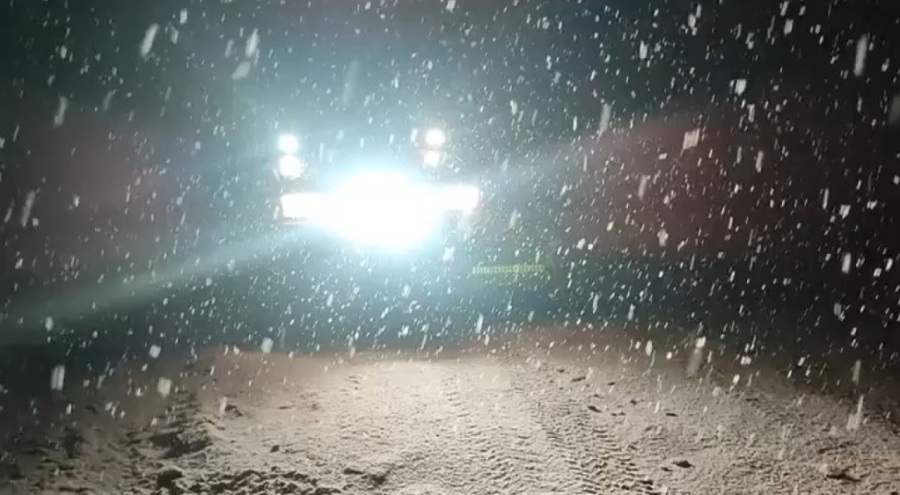 Bursa Uludağ'da mahsur kalan aile kurtarıldı