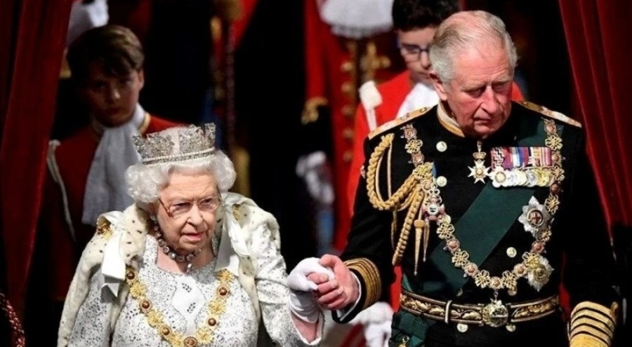Kral Charles taç giyme töreninde oğlu ve eşini görmek istiyor