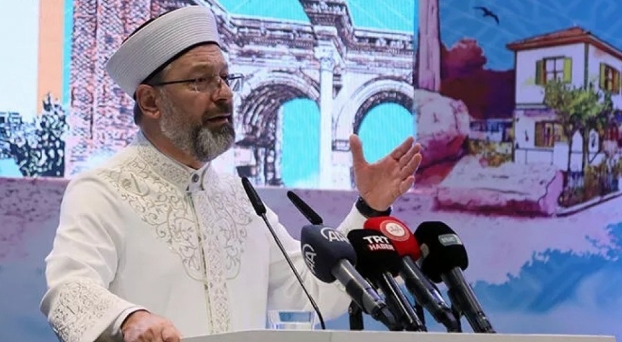 Ali Erbaş: Zira İslam, sadece Müslümanların değil; bütün insanlığın iyiliği ve selameti için gönderilmiş bir dindir