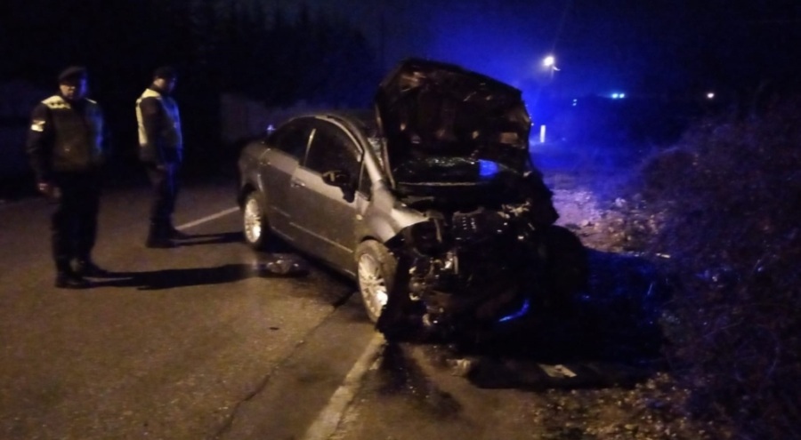 Bursa'da ehliyetsiz sürücü evin duvarına çarptı: 4 yaralı