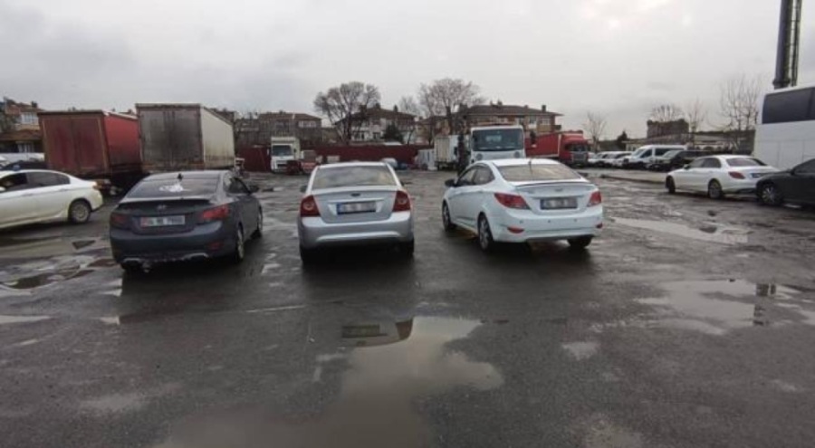 Ambulansa yol vermeyen konvoydakilere 118 bin lira ceza