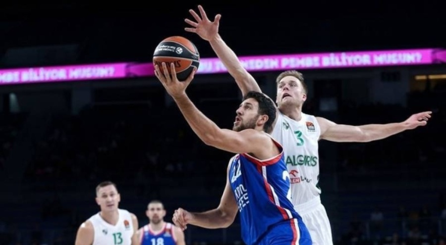 Anadolu Efes Zalgiris'i konuk edecek