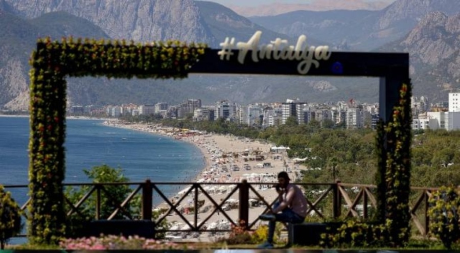 Bakan Nebati 2028 turizm hedefini açıkladı