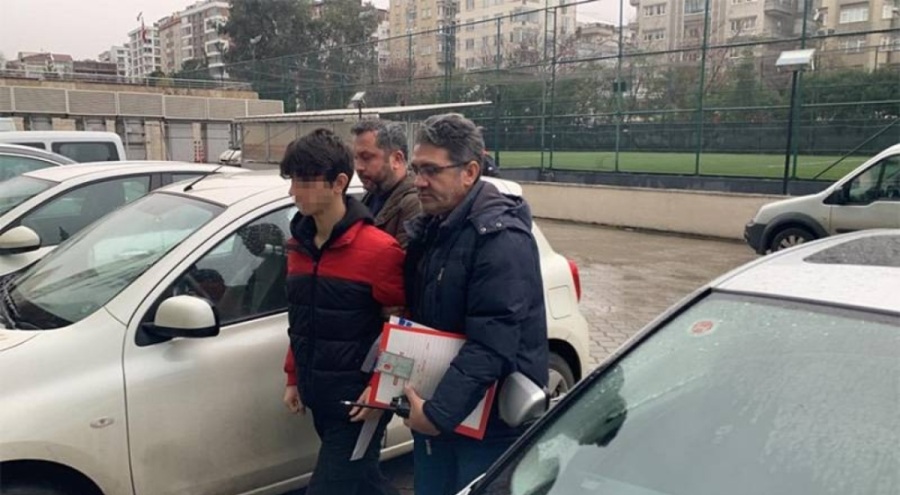 Ağabeyini bıçaklayarak öldürdü