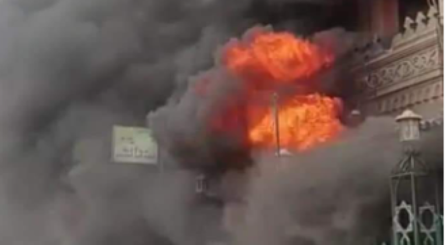 Mısır'da hastanede yangın: 3 ölü