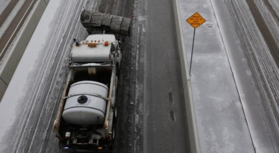 Teksas'ta binlerce kişiyi elektriksiz kaldı