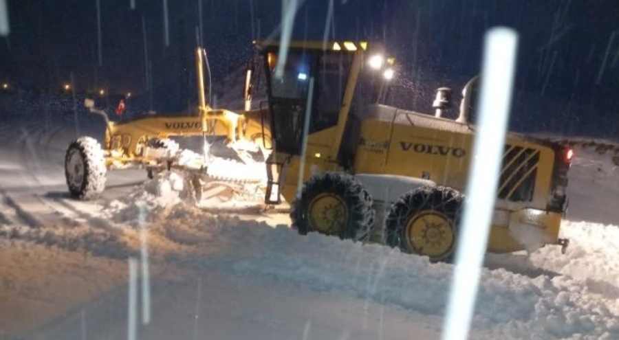 Kardan kapanan 118 köy yolundan 102'si açıldı