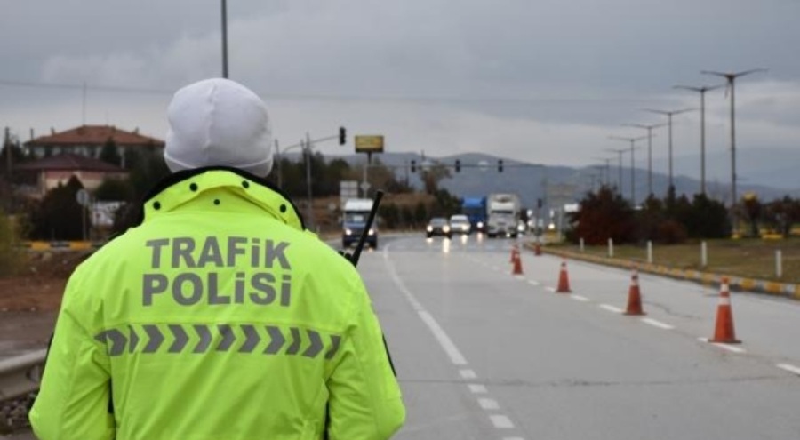 Yargıtay'dan 'kiralık araç' kararı: Kesilen cezayı kiralayan kişi ödeyecek