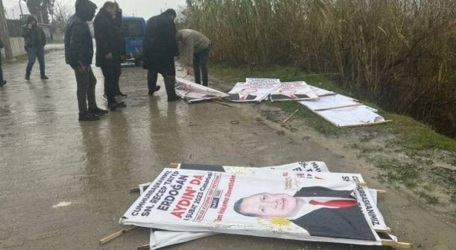 Aydın'da Cumhurbaşkanı Erdoğan'ın afişleri dereye atıldı