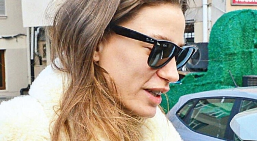 Serenay Sarıkaya makyajsız görüntülendi