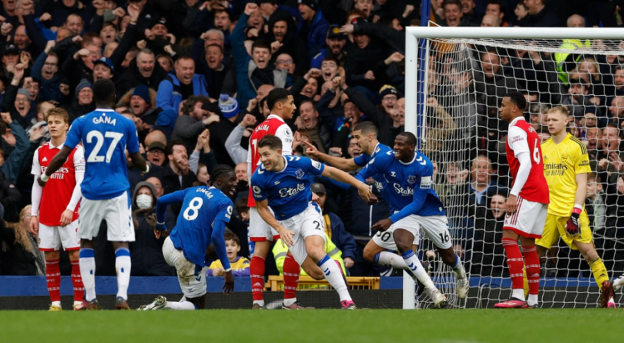 Everton, sahasında lider Arsenal'i 1-0 mağlup etti