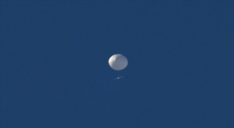 Çin'den ABD'nin yüksek irtifa balonunu vurarak düşürmesine protesto