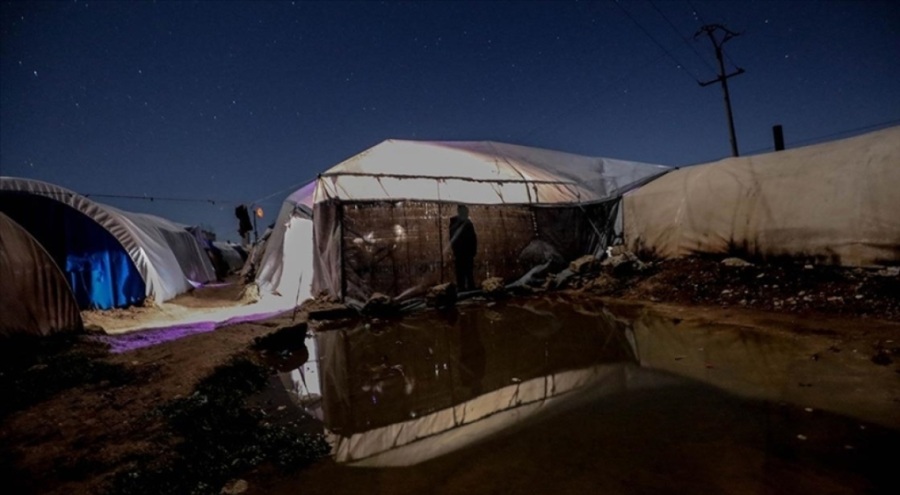 İdlib'de siviller, bir kış daha dayanıksız çadırlarda mücadele veriyor