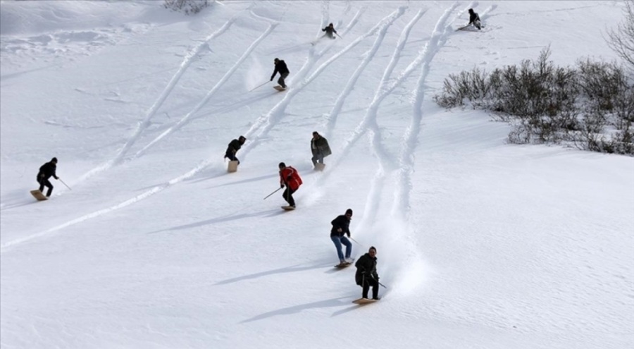 Rize'de "14. Petranboard Kayak Şenliği" gerçekleştirildi