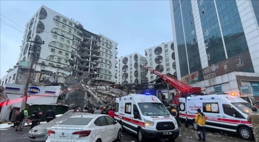 ABD'den "Depremle ilgili gerekli her türlü yardımı sağlamaya hazırız" açıklaması