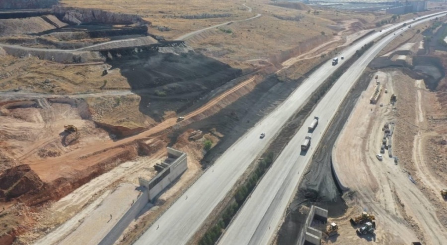 Depremin ardından TAG Otoyolu kapandı