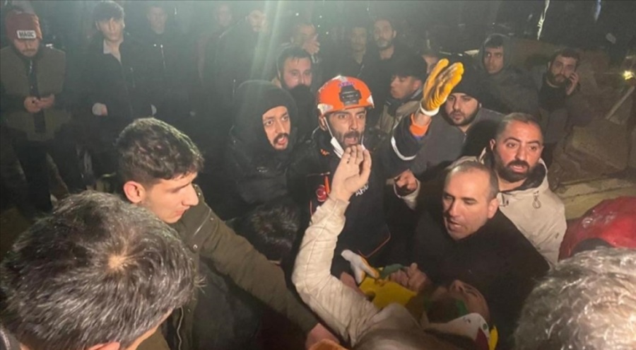 Deprem, Doğu ve Güneydoğu'daki illerde de hissedildi