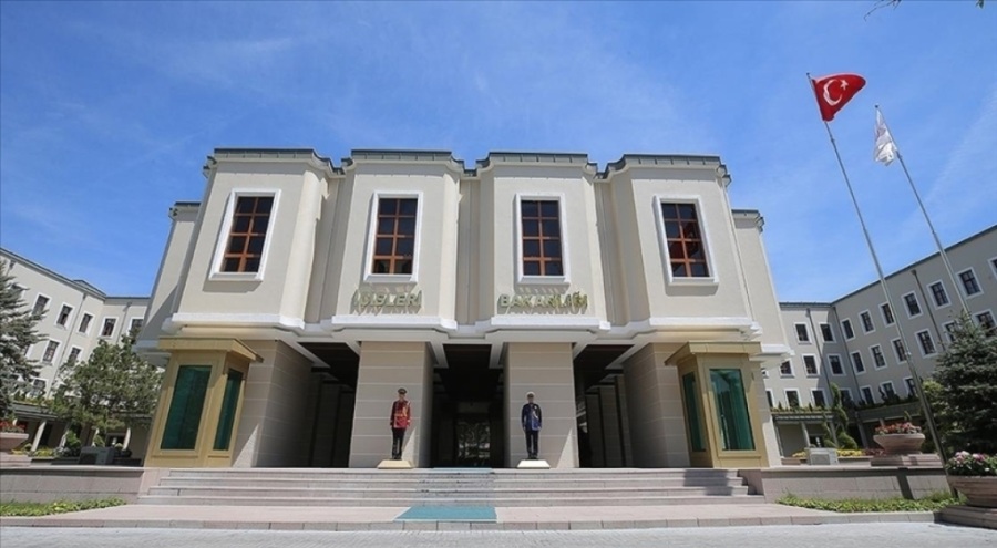 İçişleri Bakanlığı'ndan "Depremle ilgili sosyal medyadan yapılan yardım çağrıları titizlikle toplanıyor" açıklaması