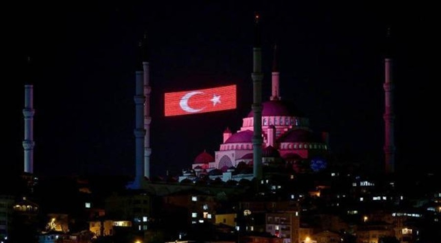 Depremde hayatını kaybedenler için camilerde sela okunacak