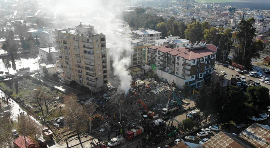 Depremlerden etkilenen illerde kamu ihaleleri ertelendi