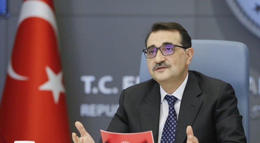 Bakan Dönmez: "Akaryakıt ile ilgili sıkıntı yaşamıyoruz"