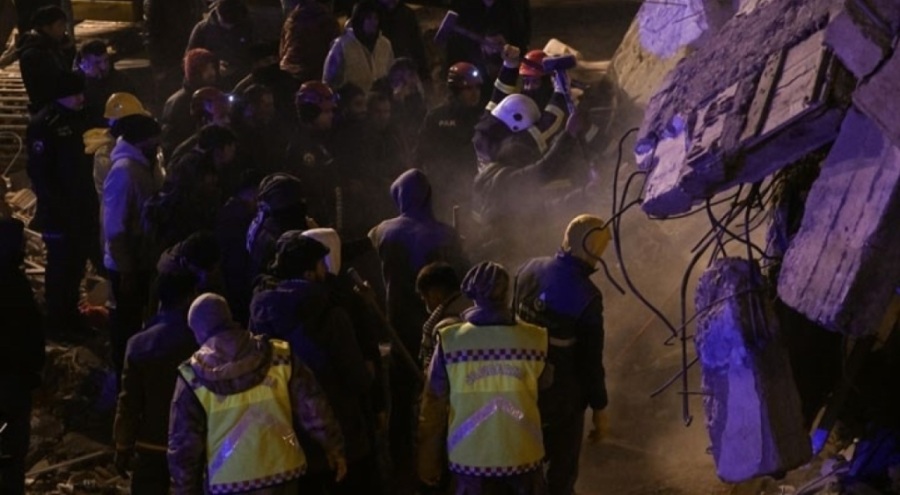 Depremin yıktığı kentlerde kar ve yağışlı hava bekleniyor