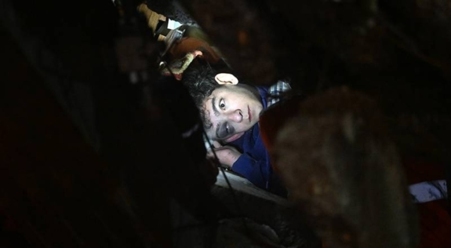 14 yaşındaki Can, enkazdan 24 saat sonra kurtarıldı