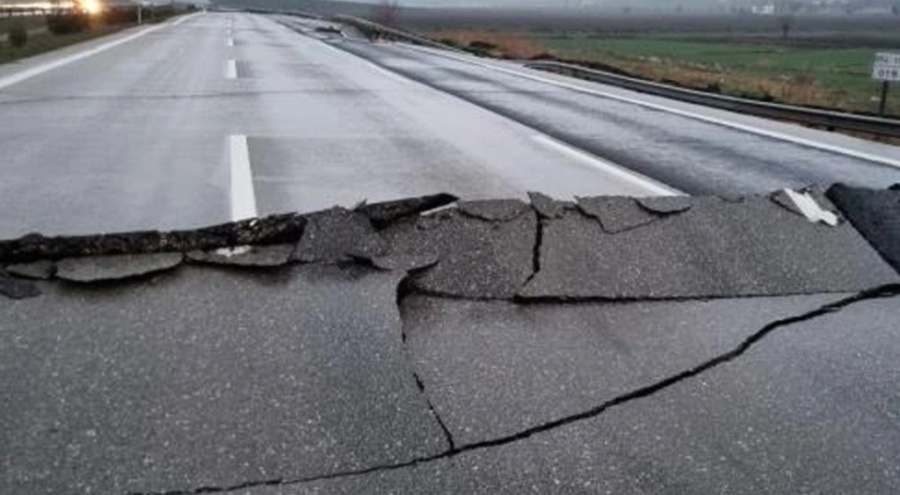 Tarsus-Adana-Gaziantep Otoyolu'nda çalışmalar sürüyor