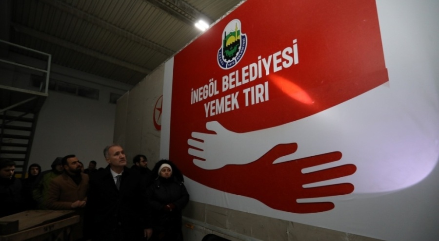 İnegöl Belediyesi yemek tırı deprem bölgesine doğru yola çıktı