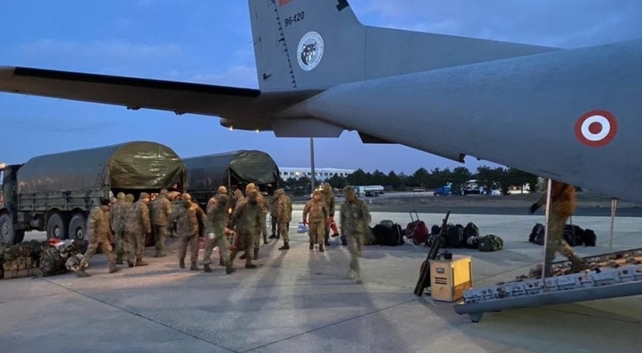 2'nci Kolordu İstihkam Alay Komutanlığı personeli deprem bölgesine doğru yola çıktı