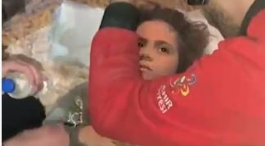 Kendisini kurtaran ekiplere teşekkür eden adamın sözleri duygulandırdı