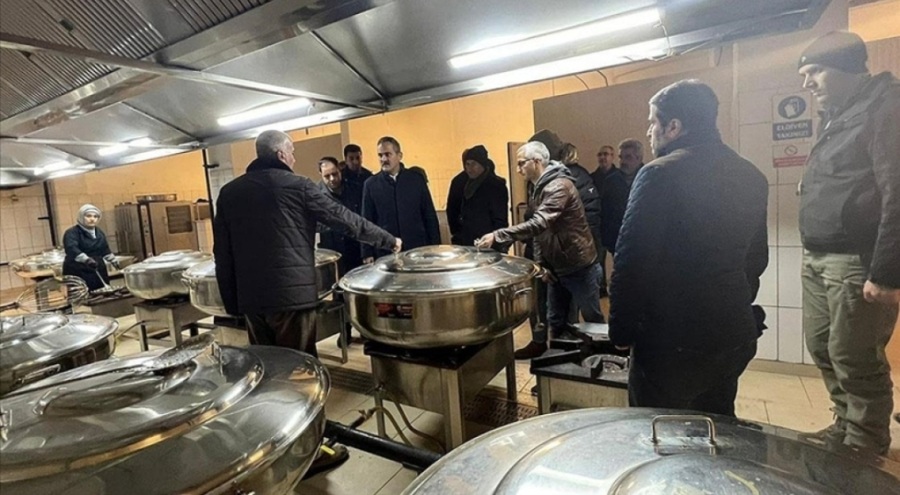 MEB'den depremzedelere barınma ve yemek hizmeti