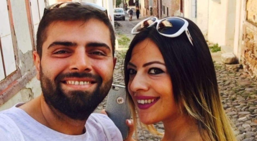 10 aylık bebekleriyle enkazdan cesetleri çıkarıldı