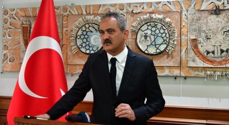Bakan Özer: 10 ilde eğitim öğretime başlama süresi uzatıldı