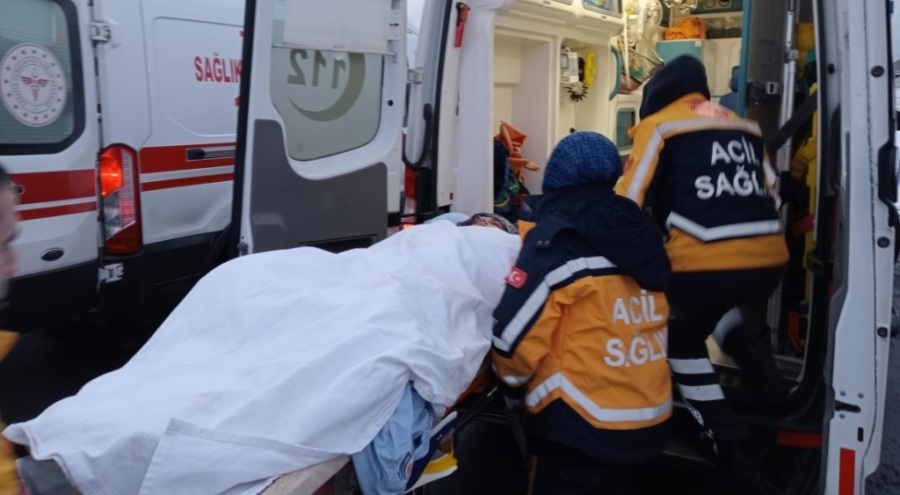 44 depremzede daha İstanbul'a getirildi