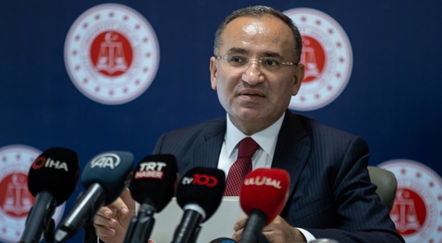 Bakan Bozdağ: Deprem bölgesinde adli süreçler 15 gün uzatıldı
