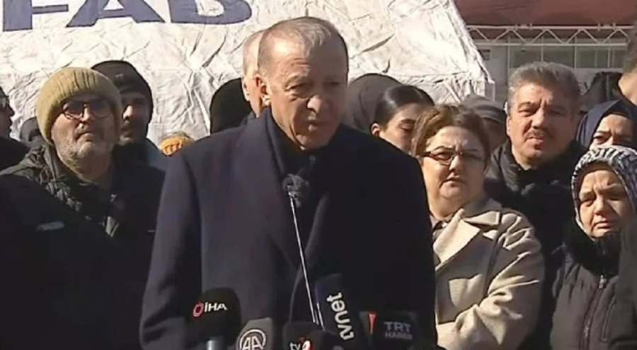 Cumhurbaşkanı Erdoğan deprem bölgesinde açıkladı: 8 bin 574 can kaybı