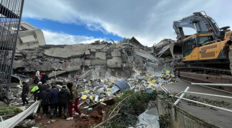 Japon Profesör Shinji: Türkiye'deki deprem dünyanın en büyük kara depremlerinden biri