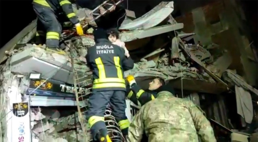 Muğla İtfaiyesi ekipleri 25 kişiyi kurtardı