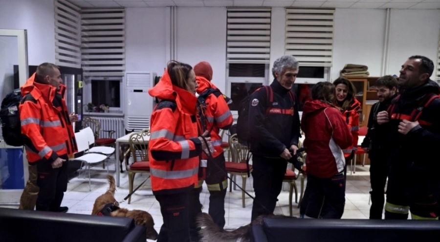 İspanya arama kurtarma ekibi Adıyaman'da
