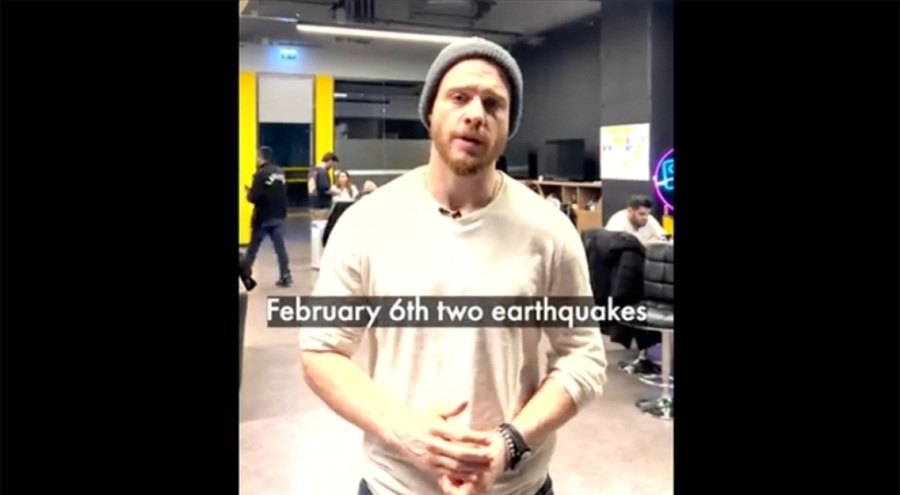 Kerem Bürsin, depremzedeler için dünyaya seslendi