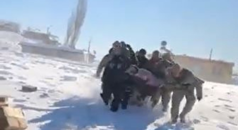 Mehmetçik Pazarcık'ta yaralıların tahliyesini sağladı