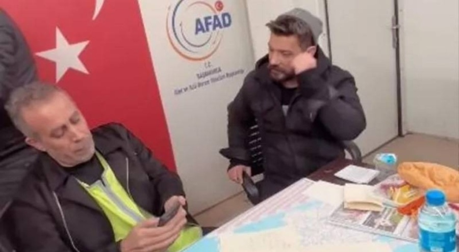 Oğuzhan Uğur 72 saatte depremzedeler için toplanan yardımları açıkladı