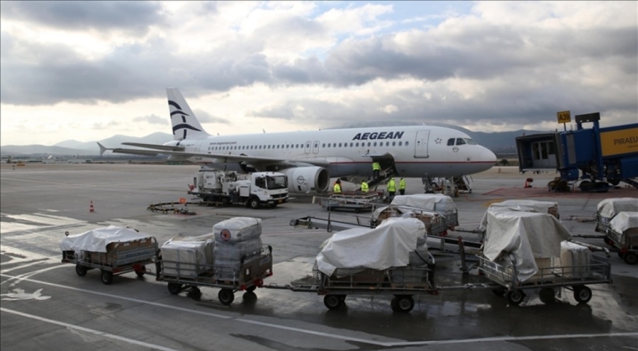 Yunanistan, depremzedelere insani yardım göndermeye devam ediyor