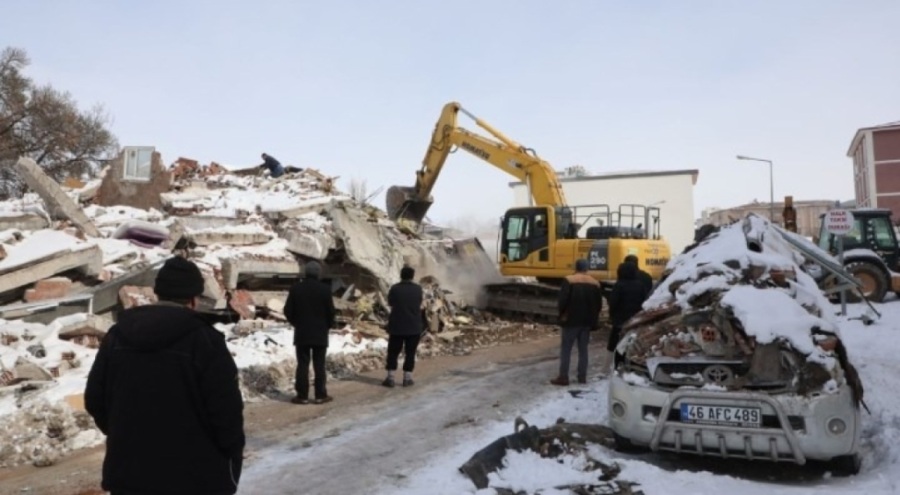 Deprem bölgesinde soğuk hava etkisini sürdürecek