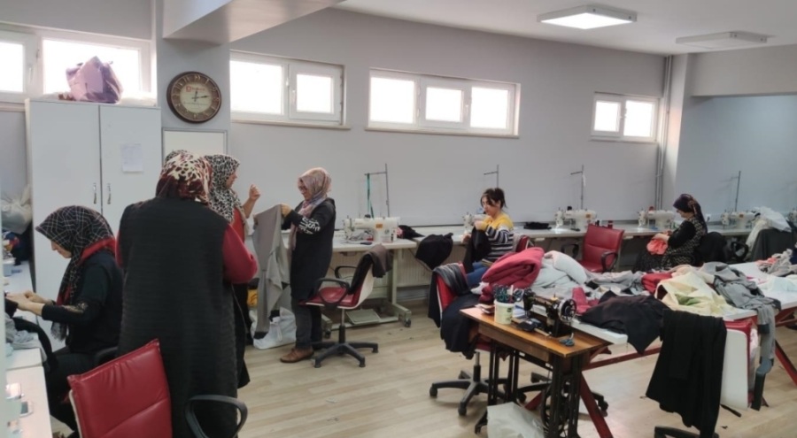 Bursa'nın dağ ilçelerinden depremzedelere yardım