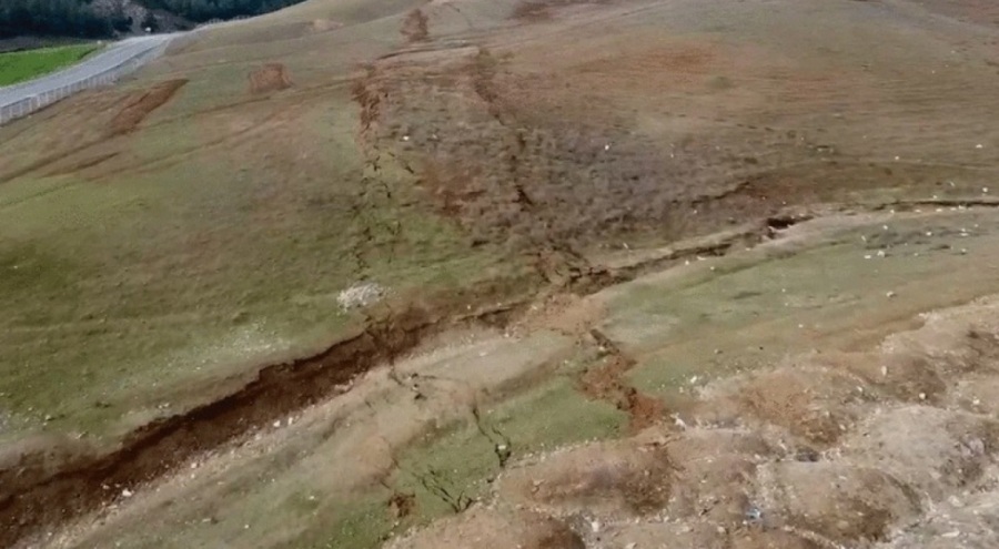 Kahramanmaraş'taki depremler sonrası fay kırığı böyle görüntülendi